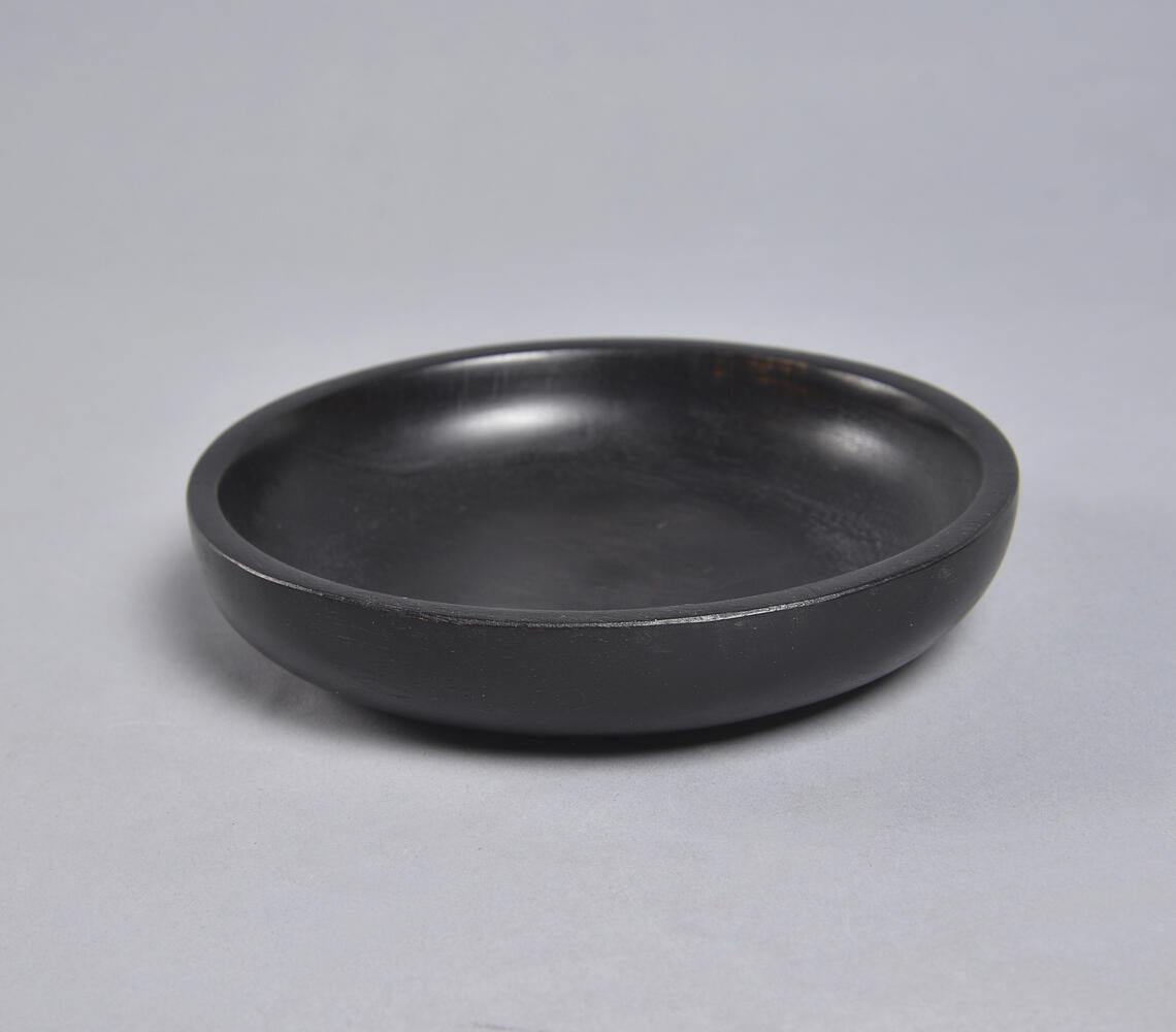 Handmade Mango Wood Black Fruit Bowl - GAAIA