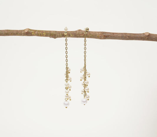 Cluster Pearls Drop Earrings - GAAIA