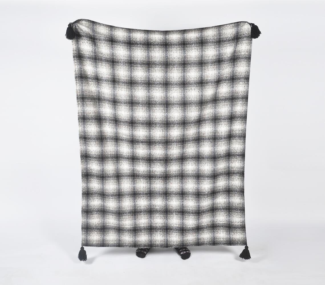 Handwoven Woolen Monochrome Tasseled Gingham Checks Throw - GAAIA