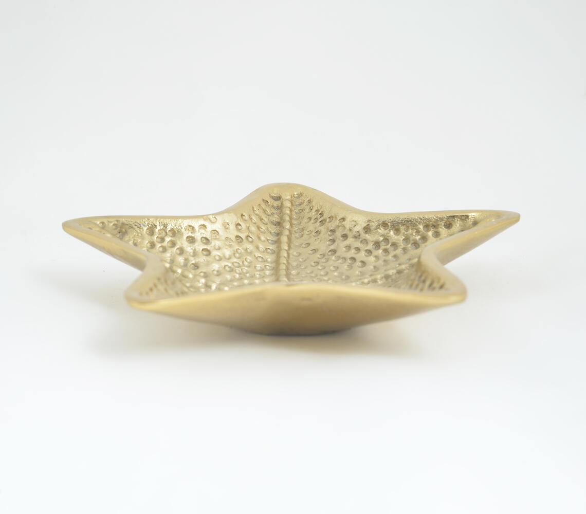 Textured Gold Tined Star Fish Aluminium Tray - GAAIA