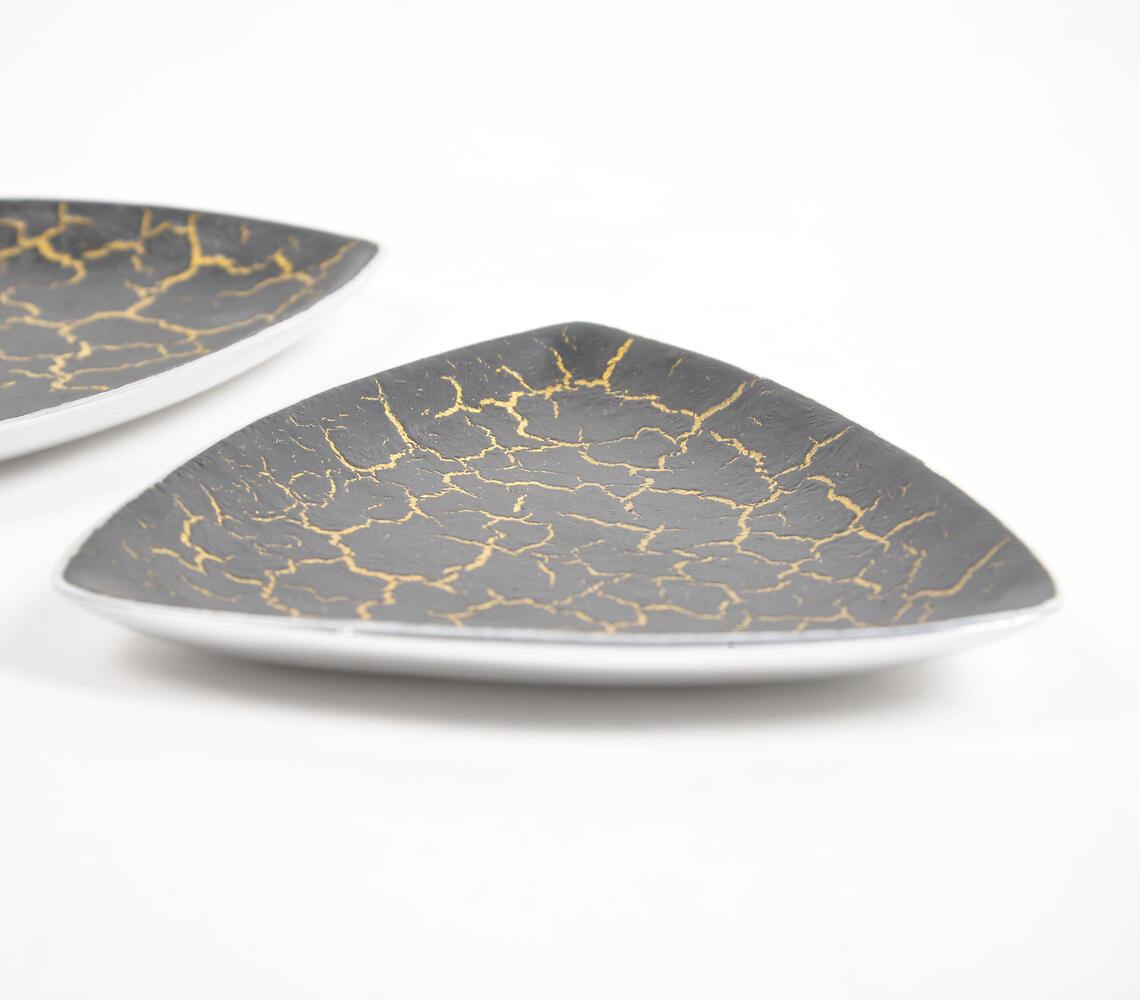 Triangular Black Textured Pizza Slice Plate (Set of 2) - GAAIA